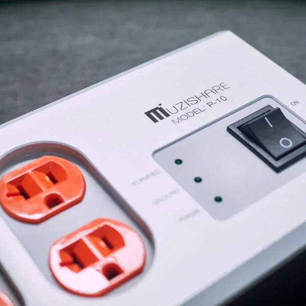 Muzishare P-10 High Fidelity Isolated AC Noise Filter with Grounding Post Power Strip Conditioner - Image 2