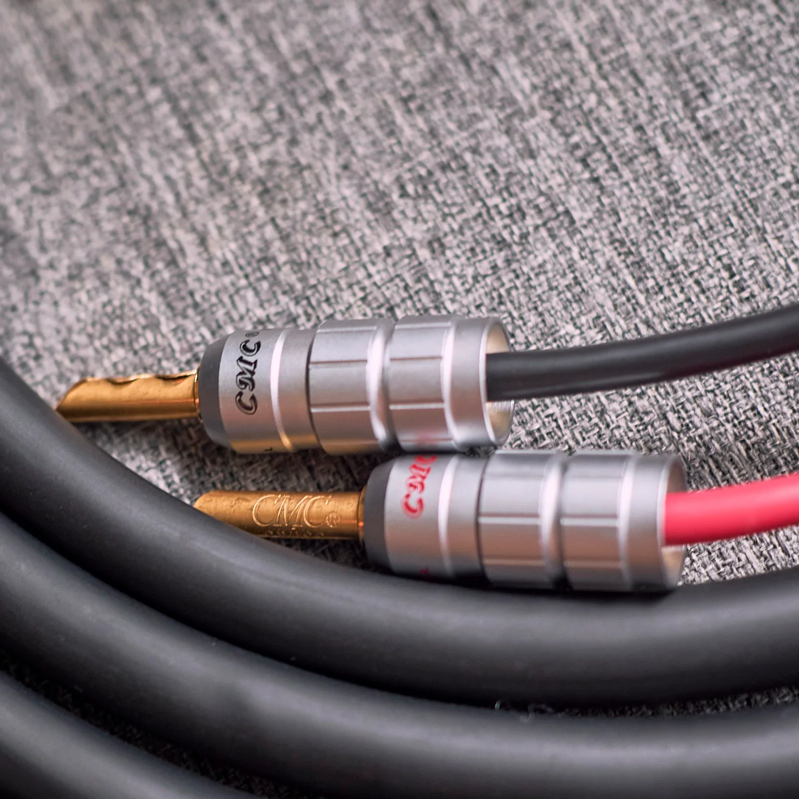 Gotham 12 AWG 2 x 4.0mm² Thick Flexible OFC Speaker Cable Forward Midrange and Refined Timbre - Image 2