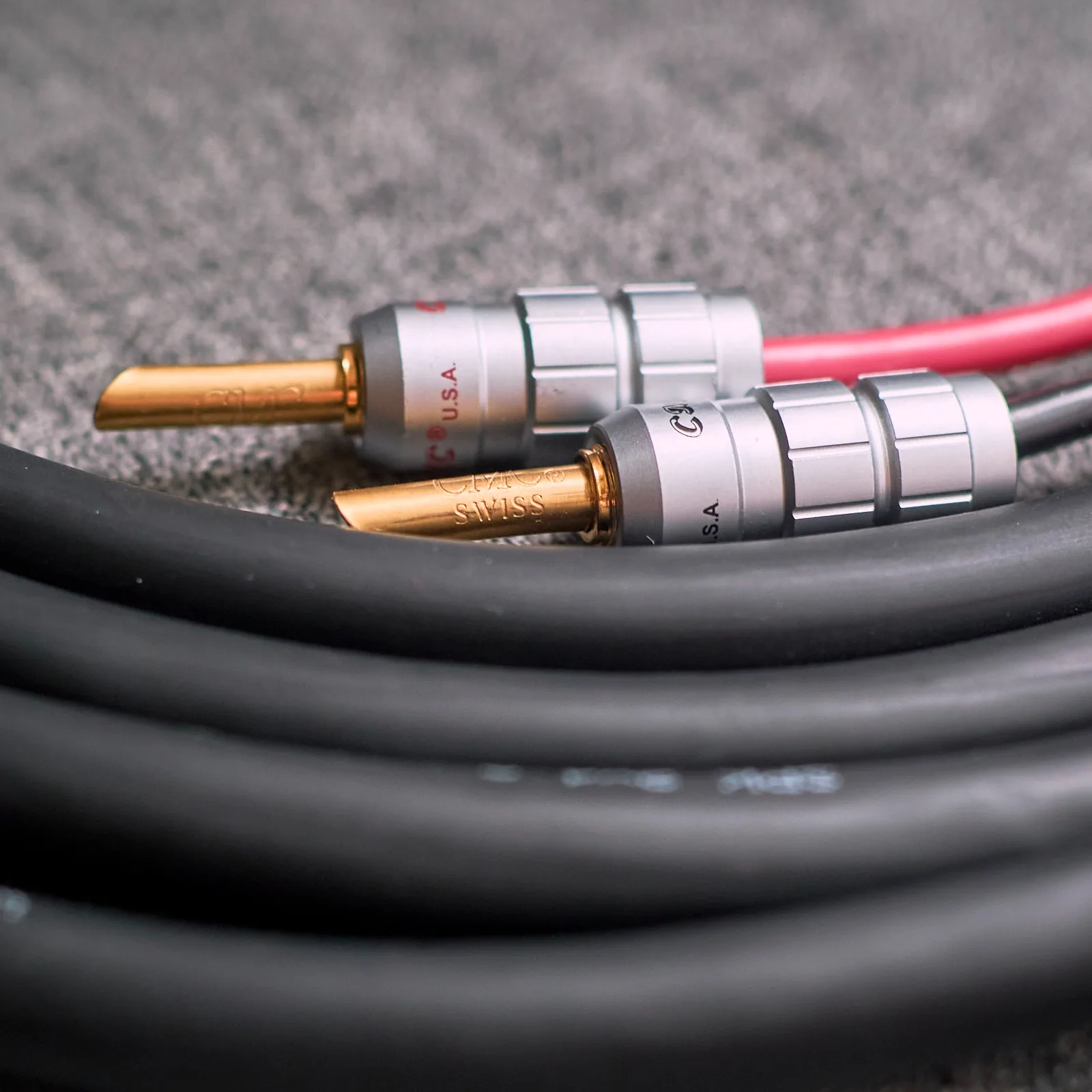 Gotham 12 AWG 2 x 4.0mm² Thick Flexible OFC Speaker Cable Forward Midrange and Refined Timbre - Image 3
