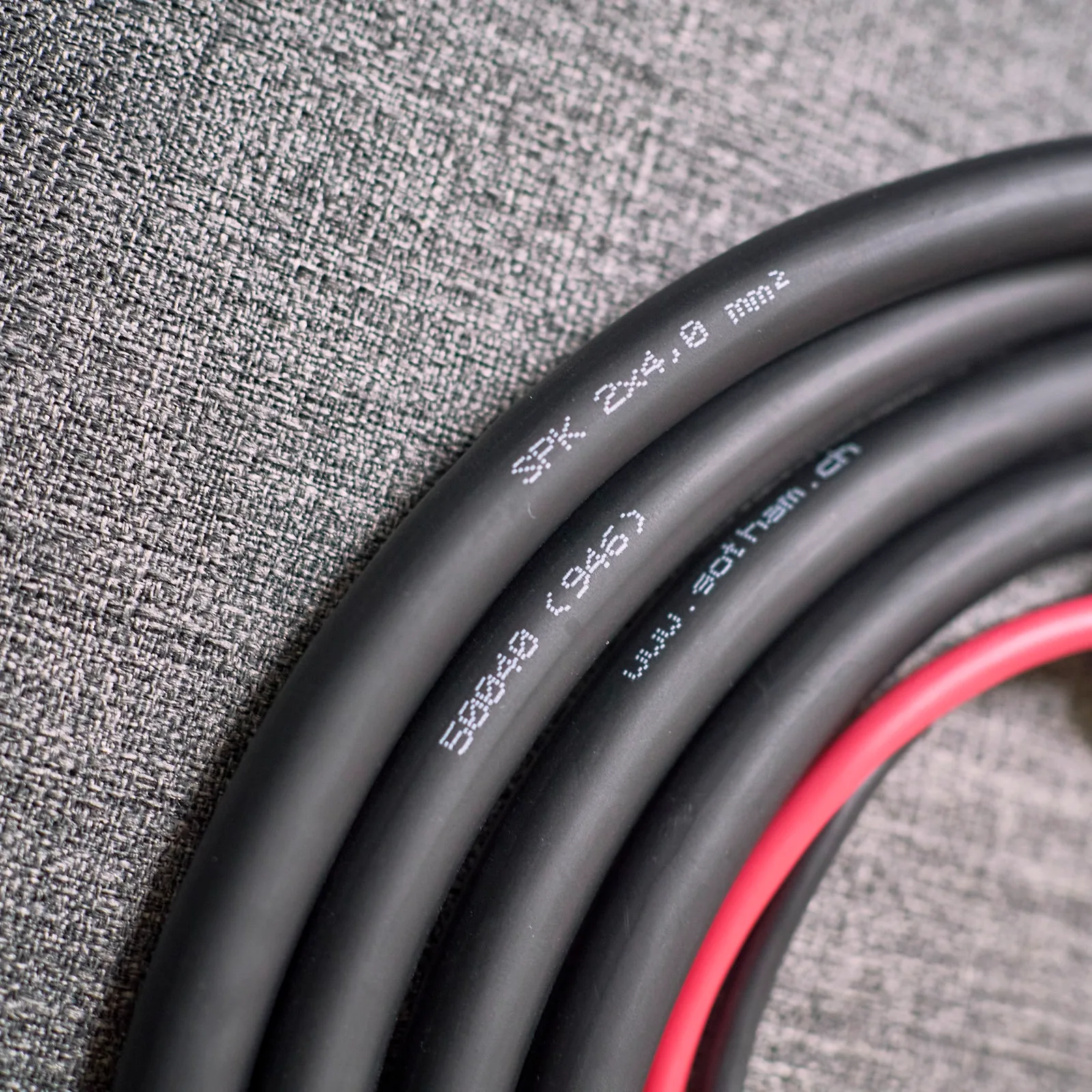 Gotham 12 AWG 2 x 4.0mm² Thick Flexible OFC Speaker Cable Forward Midrange and Refined Timbre - Image 5