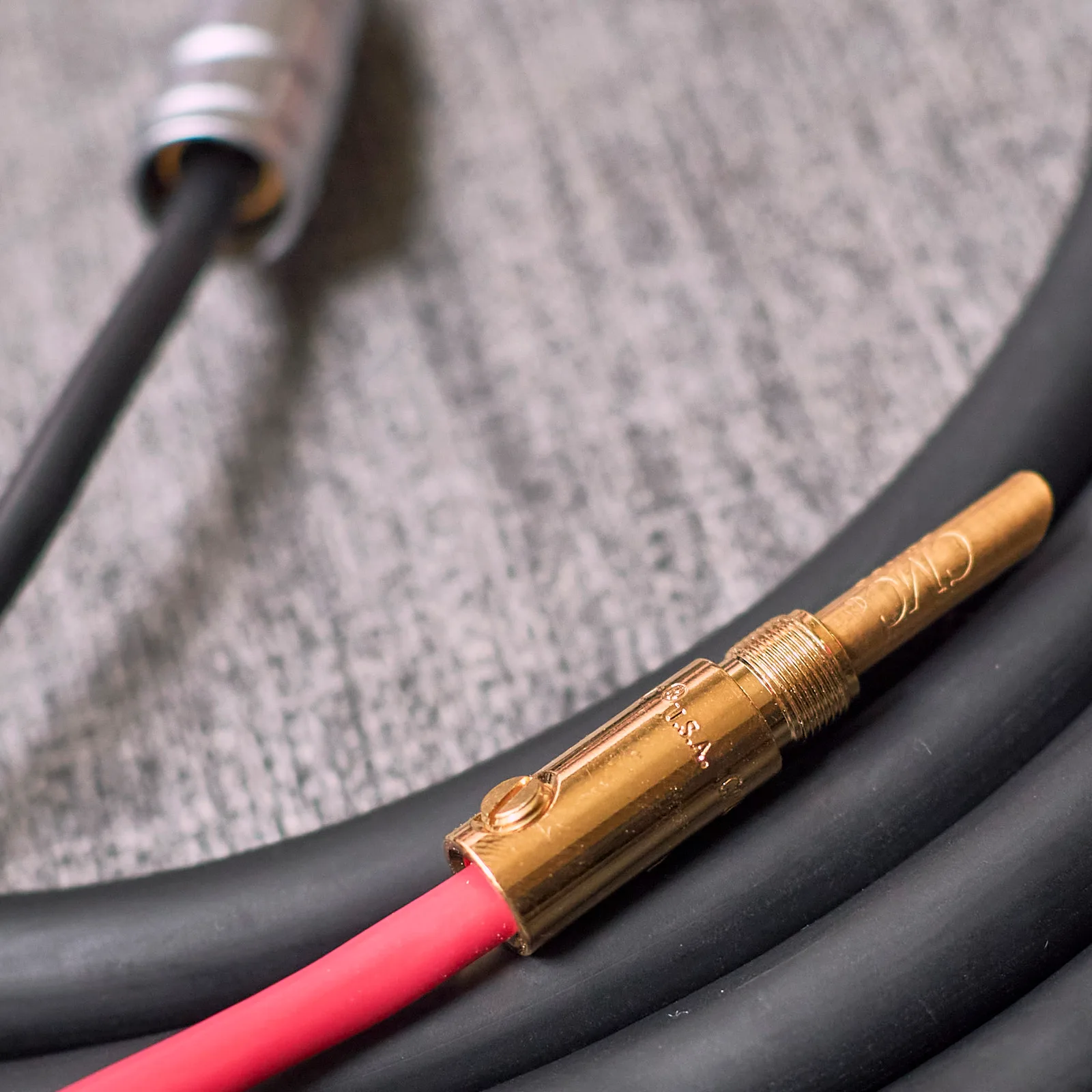 Gotham 12 AWG 2 x 4.0mm² Thick Flexible OFC Speaker Cable Forward Midrange and Refined Timbre - Image 4