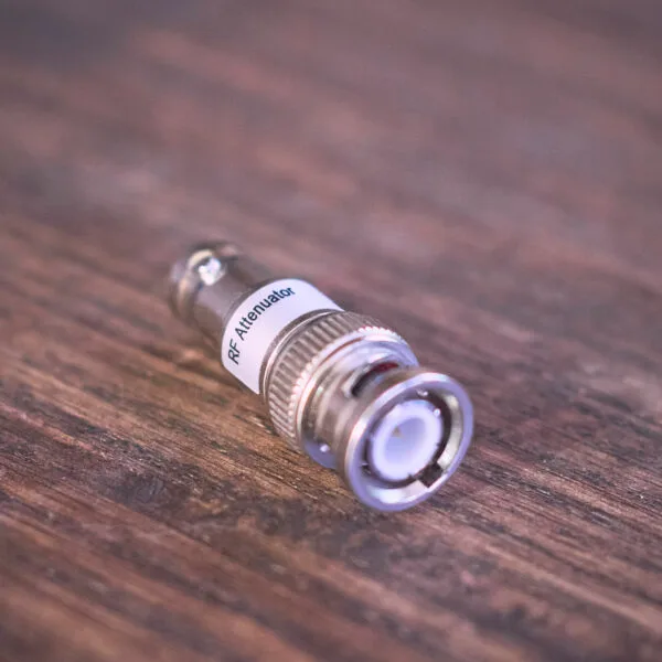50-ohm 3W Gold-plated Centre Pin BNC 6dB RF Attenuator