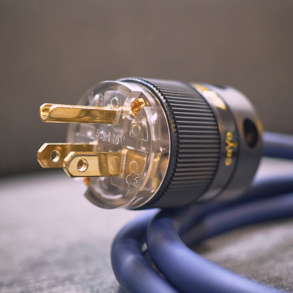Gotham Cable 85025 Audiophile Power Cord with Upgraded Goldplated